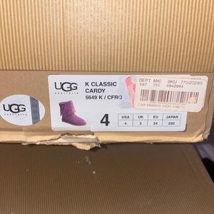 Classic cardy UGG boots